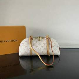 Picture of Louis Vuitton Handbags _SKUfw240693884fw